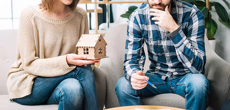 Why Sell Your House During Divorce in Corona, CA?